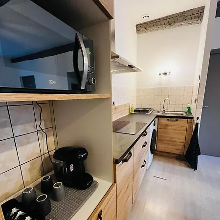 Apartman T2 Dans Le Centre De *
